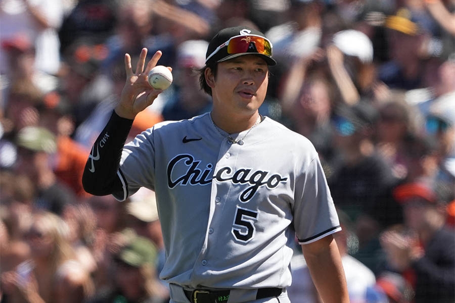村上宗隆拉傷右大腿後缺陣10天 杉谷拳士在芝加哥合照報平安