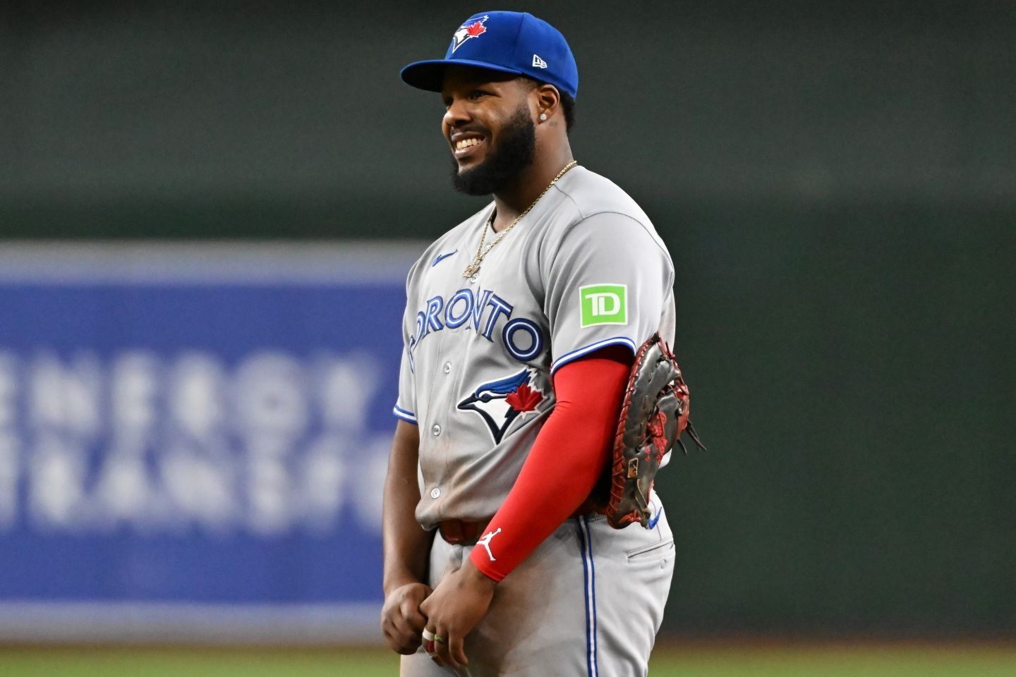 Vladimir Guerrero Jr.一壘衝刺踩壘化解滿壘 藍鳥3比0完封紅襪