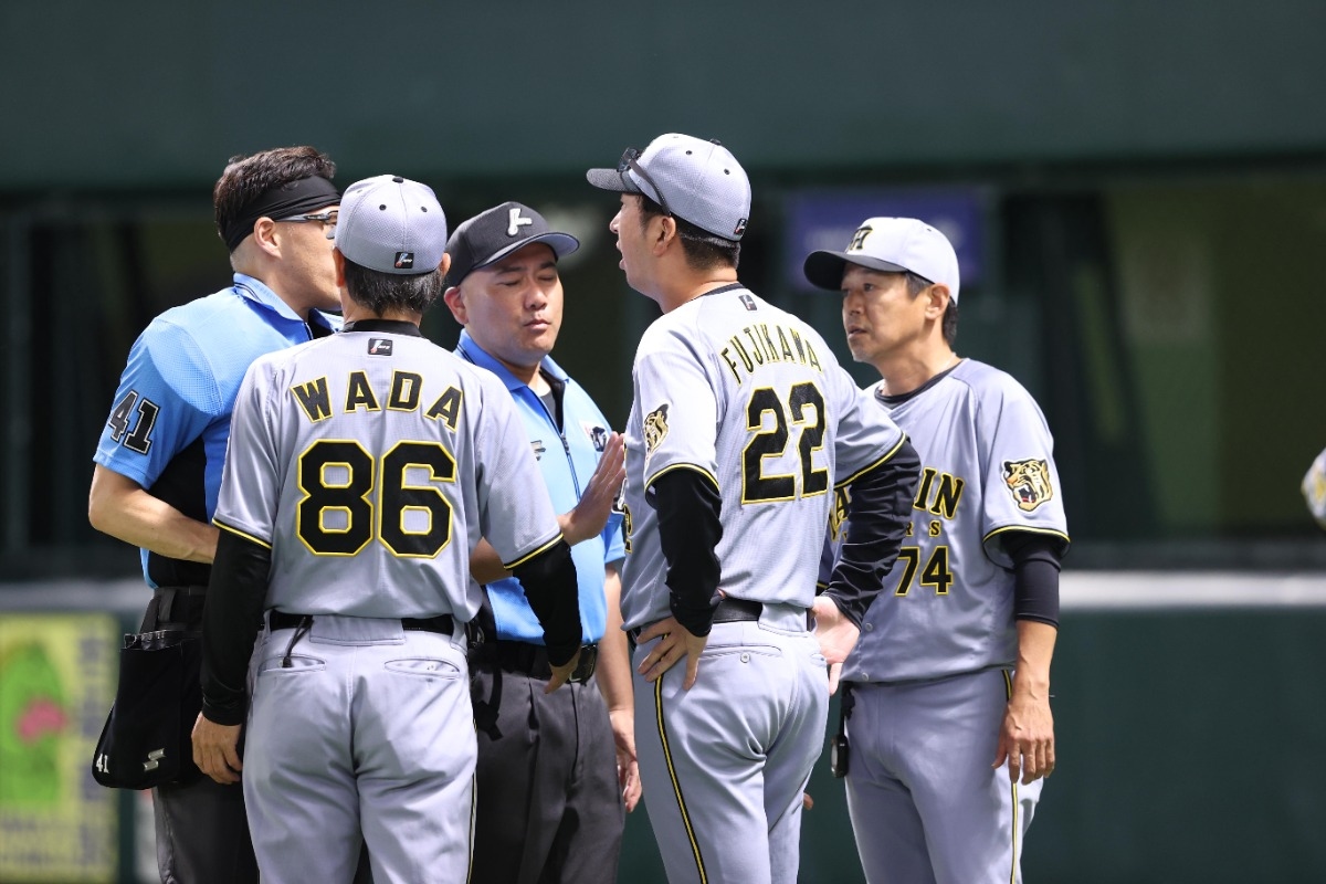 阪神教頭藤川球兒抗議重播判決遭罰 台幣約2.2萬元