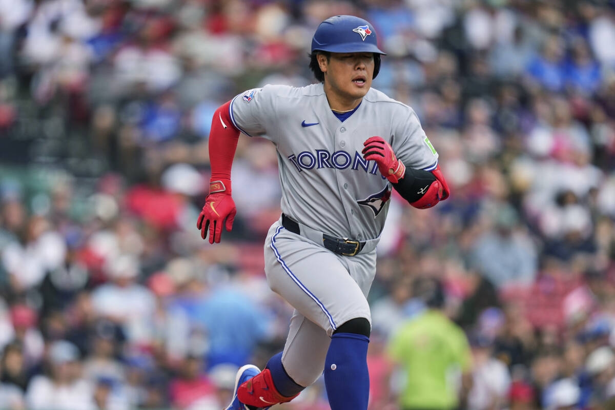 岡本和真芬威首安出爐敲二壘安打 藍鳥4比3力退紅襪