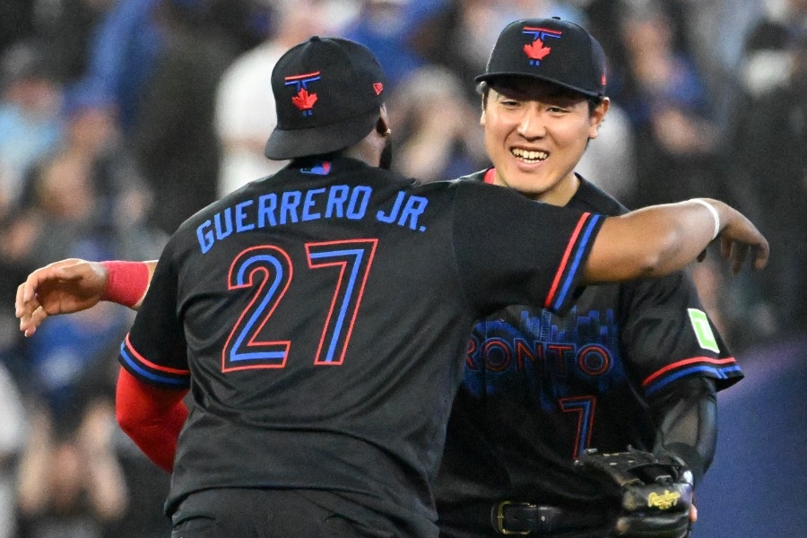 岡本和真423呎14轟轟上三層看台 藍鳥8比5勝洋基
