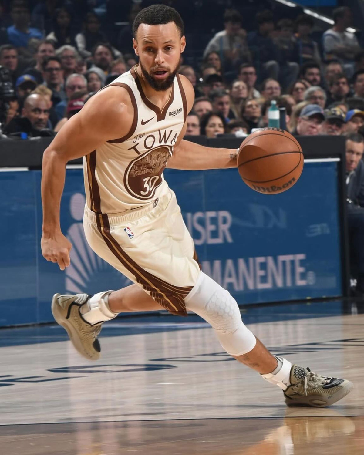 Stephen Curry 確認簽下 Li-Ning 10 年合作 Curry Brand 將續留旗下